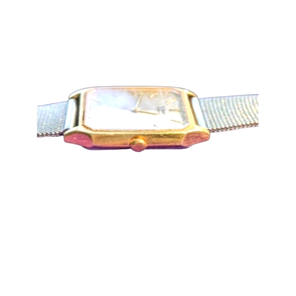 Seiko Gent's Quartz Ultra Thin Dress Watch - Picture 6 of 8